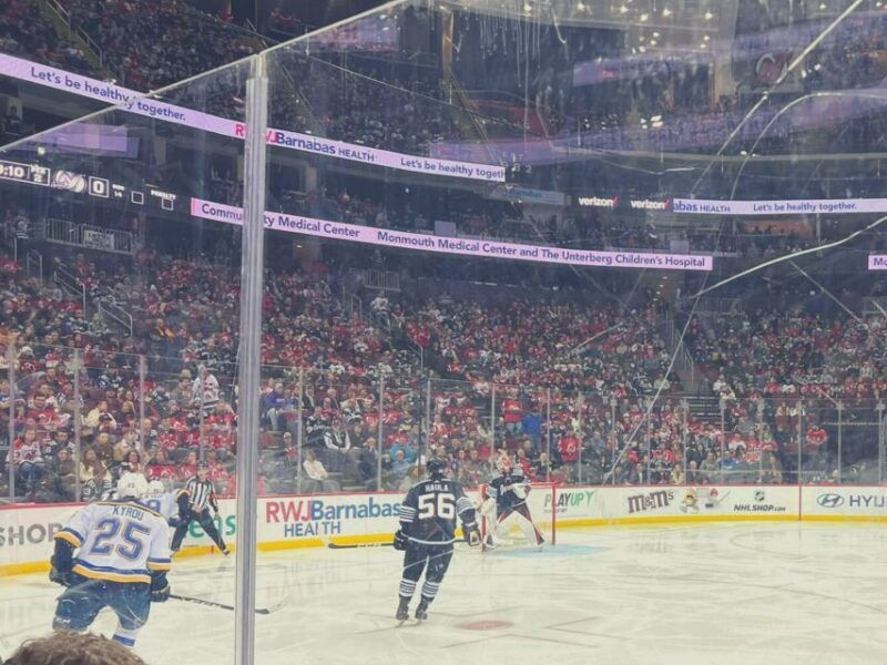 newark-new-jersey-devils-ice-hockey-game-ticket