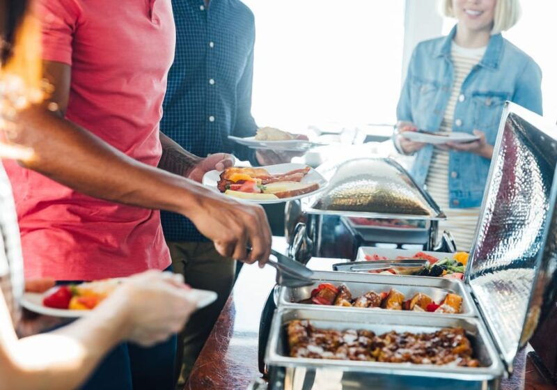 newport-beach-mothers-day-brunch-or-dinner-harbor-cruise