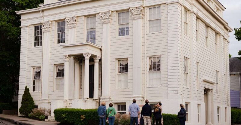newport-golden-to-gilded-age-guided-walking-tour