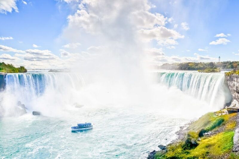niagara-falls-tour-with-skip-the-line-cruise-wine-tasting