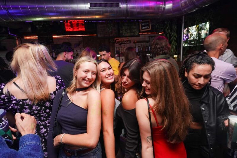 nice-pub-crawl-with-6-free-shots-and-vip-barsclub-access