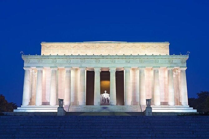 night-tour-with-washington-monument-air-space-african-museum