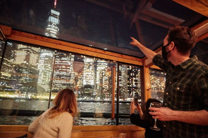 nyc-city-lights-yacht-cruise-with-drink-included