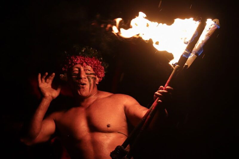 oahu-chiefs-luau-dinner-show