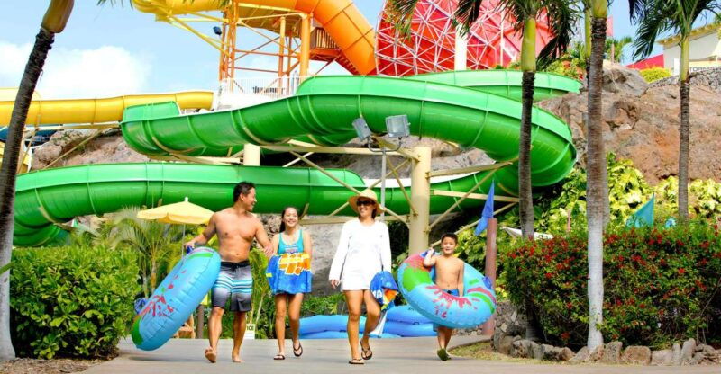 oahu-wet-n-wild-waterpark-ticket-with-waikiki-transfer