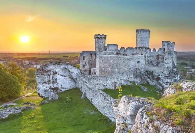 ogrodzieniec-castle-ojcow-national-park-tour