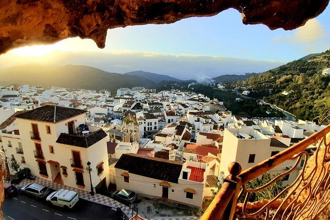 ojen-private-walking-tour-by-tours-in-malaga