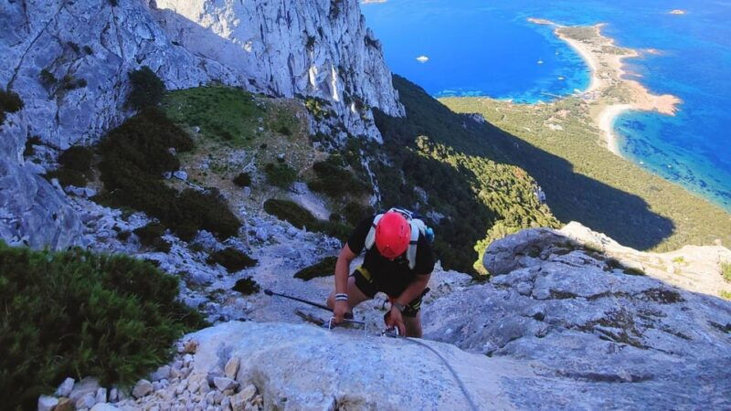 olbia-trekking-with-climbing-to-tavolara