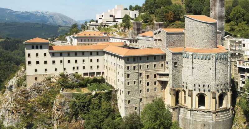 onati-and-aranzazu-sanctuary-tour-from-san-sebastian-2