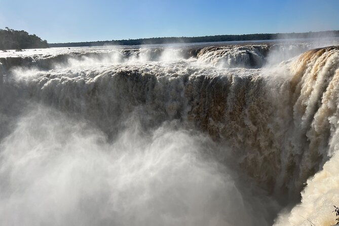 one-or-two-day-private-tour-at-the-brazilian-and-argentina-falls