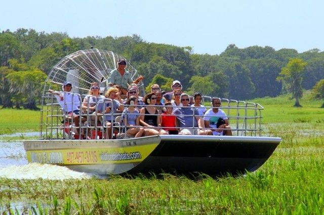 orlando-airboat-safari-with-transportation