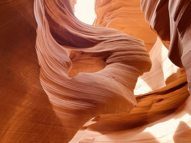 page-lower-antelope-canyon-tour-with-trained-navajo-guide