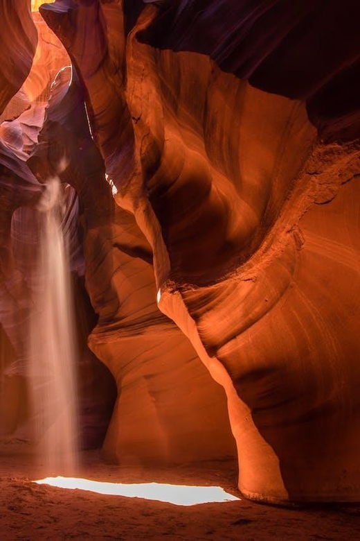 page-lower-antelope-canyon-walking-tour-with-navajo-guide