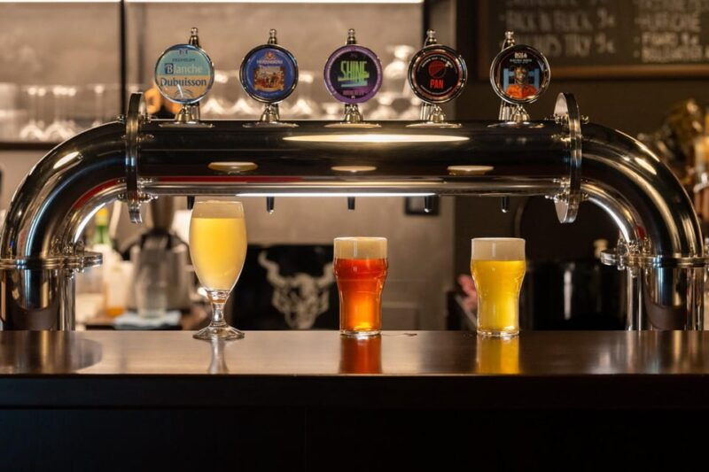 palermo-craft-beer-tasting-with-food-samples-at-high-hops