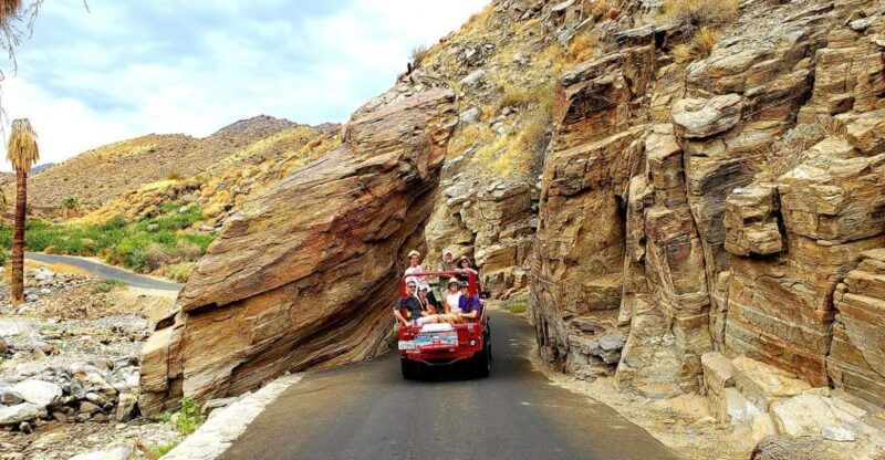 palm-springs-indian-canyons-hiking-tour-by-jeep