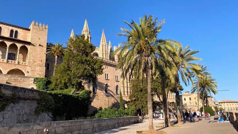 palma-alleys-of-old-town-self-guided-explorer-walk
