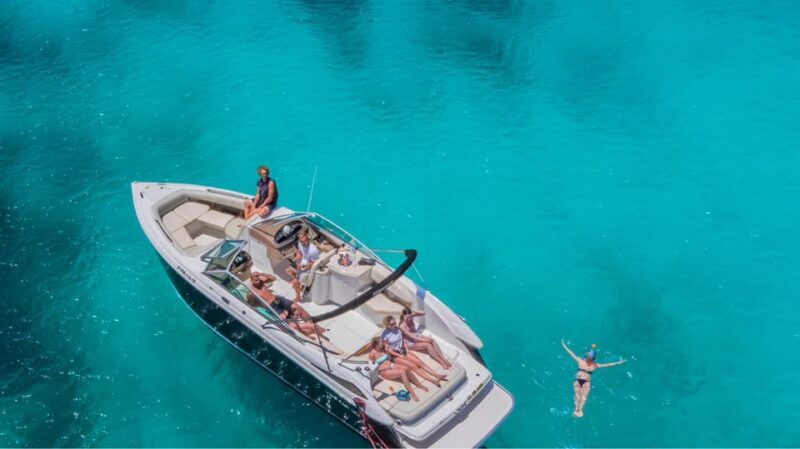 palma-de-mallorca-private-yacht-trip-with-drinks