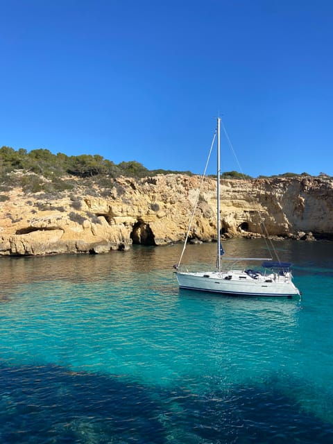 palma-of-mallorca-private-sailing-boat-experience