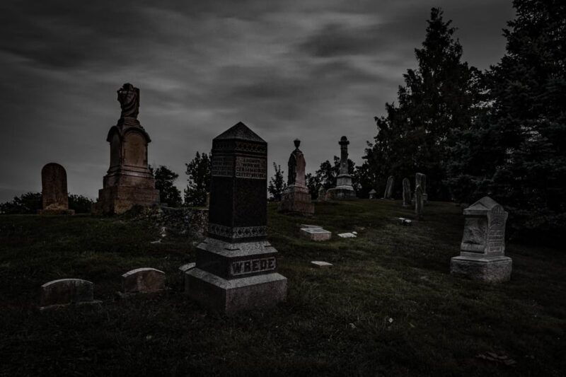 philly-ghosts-boos-and-booze-haunted-pub-crawl