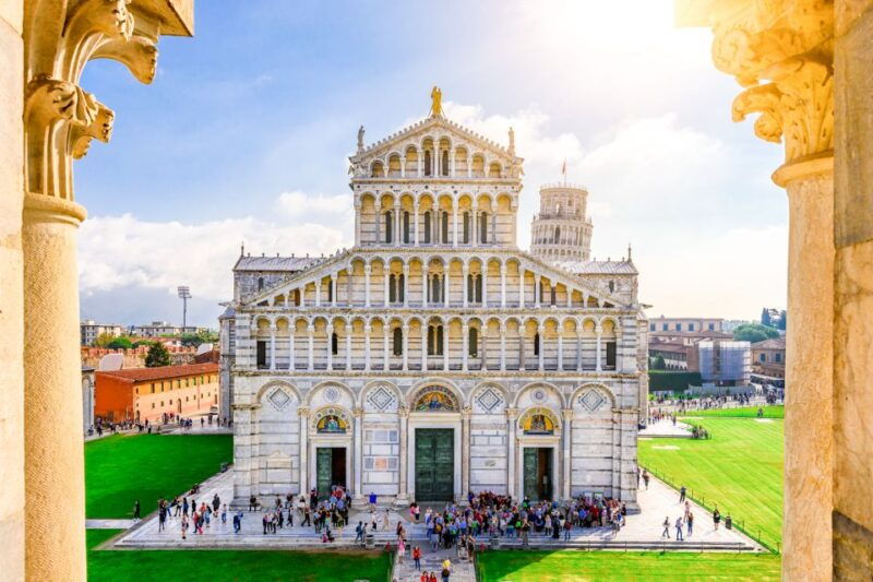 pisacathedral-baptistery-guided-touroptional-tower-ticket
