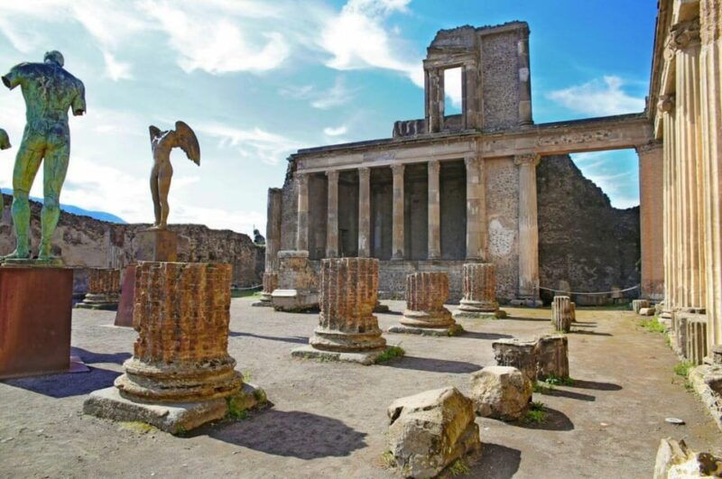pompeii-entry-ticket-guided-tour-with-an-expert-historian