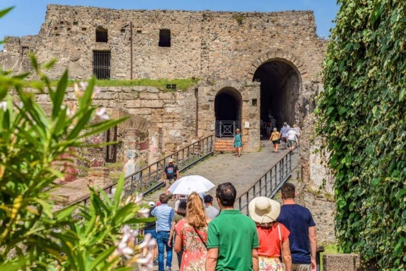 pompeii-guided-tour-by-a-local-guide