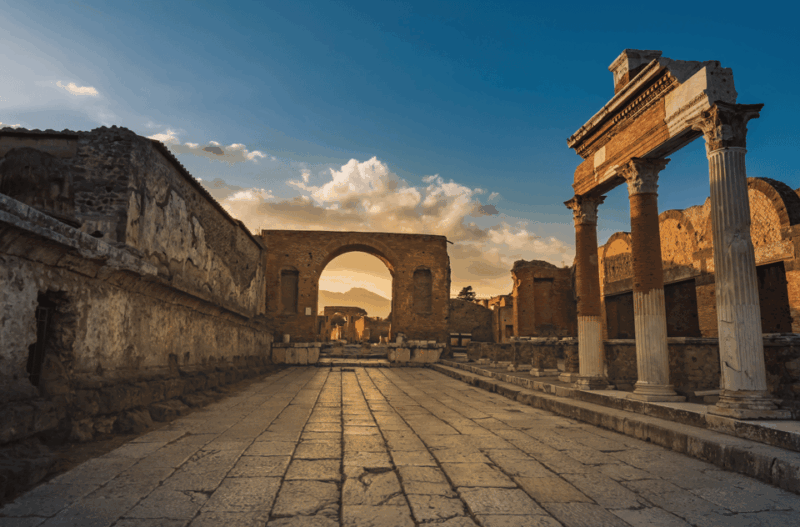 pompeii-guided-tour-with-archaeologist