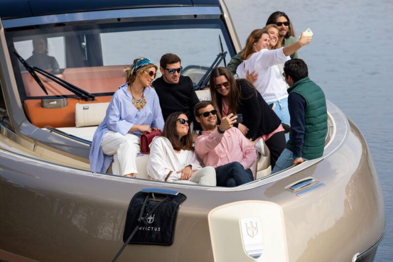 porto-2h-sunset-private-luxury-yacht-in-the-douro