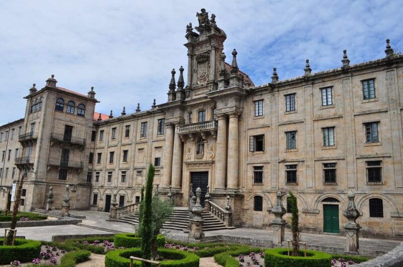 porto-private-customizable-trip-to-santiago-de-compostela