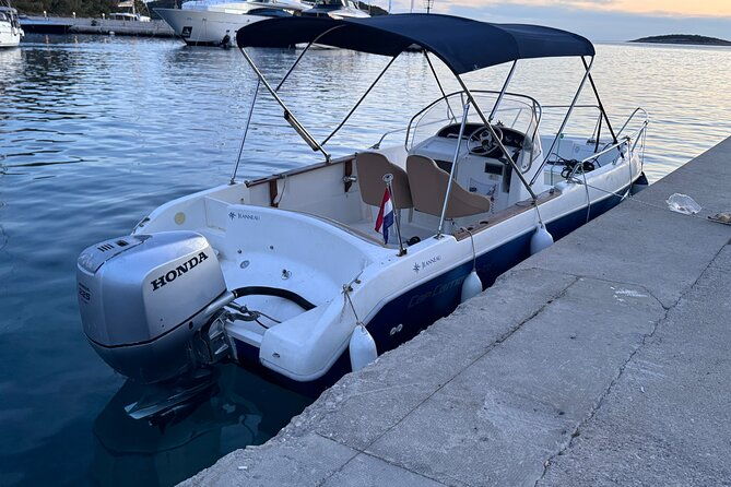 private-3-island-boat-tour-of-croatia