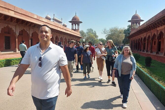 private-4days-taj-mahal-tour-from-newyork-including-visa-flight
