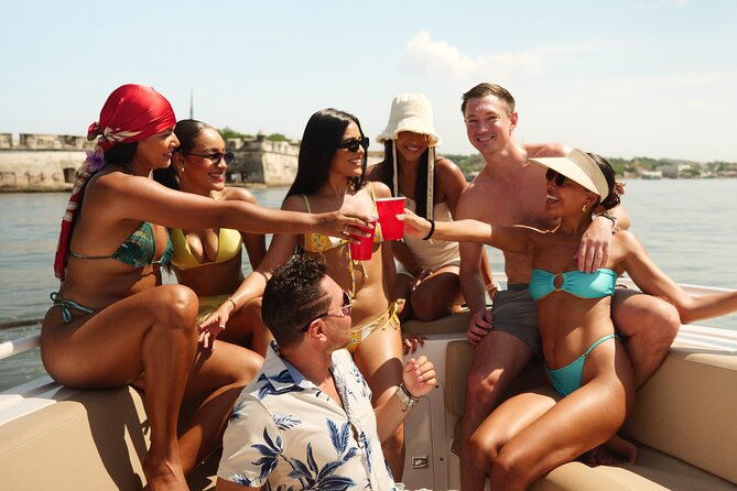 private-5-island-cruise-snorkeling-escobar-plane