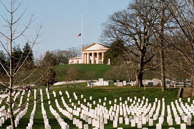 private-arlington-national-cemetery-tour-hallowed-grounds
