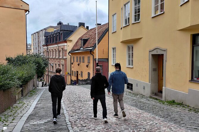private-blood-ghosts-and-folklore-old-town-2h-stockholm-tour