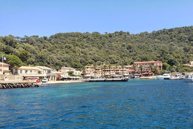 private-boat-trip-around-the-island-of-port-cros