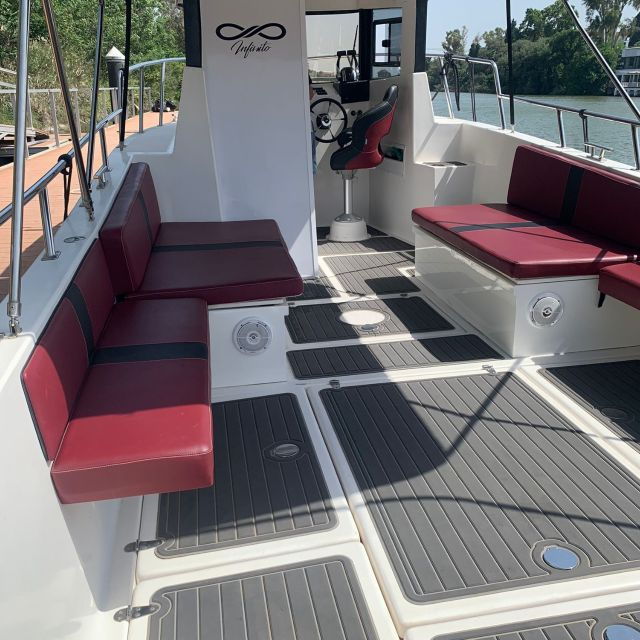 private-boat-trip-on-the-guadalquivir