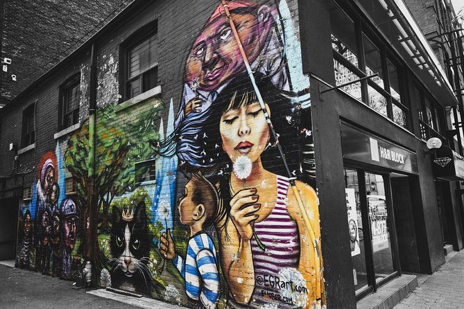 private-budapest-street-art-tour-with-local-expert
