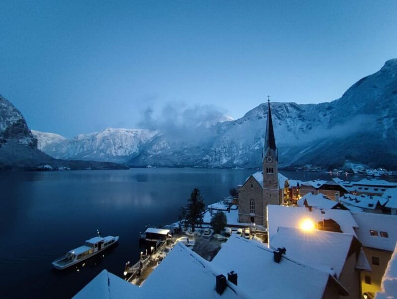 private-christmas-tour-to-hallstatt-and-salzburg-market