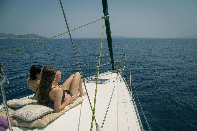 private-day-cruise-with-local-food-and-wines-tasting-menu