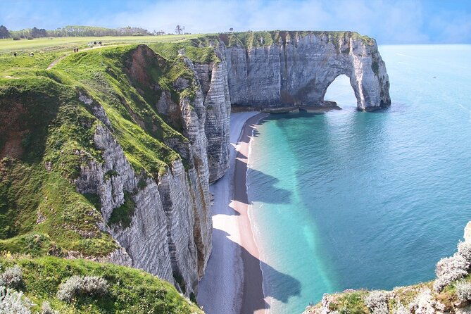 private-day-in-etretat-and-honfleur-jewels-of-the-normandy-coast