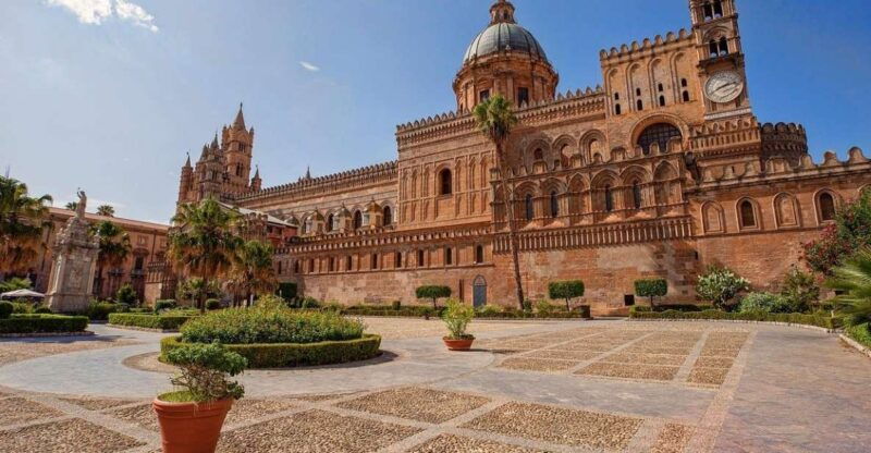 private-day-tour-to-palermo-and-cefalu-from-catania