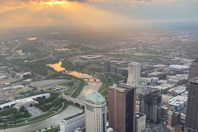 private-downtown-columbus-tour-up-to-3-passengers