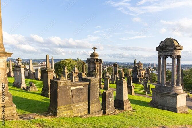 private-glasgow-necropolis-tour-the-city-of-the-dead