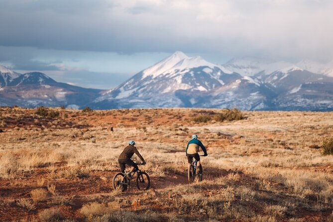 private-half-day-guided-mountain-bike-tour-in-moab