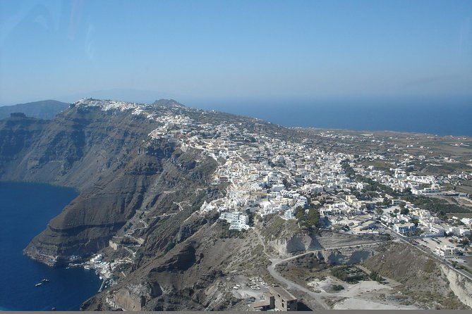 private-helicopter-tour-santorini-30-minutes-up-to-4-passengers