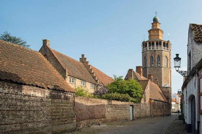 private-history-tour-the-story-of-bruges-and-its-hidden-gems
