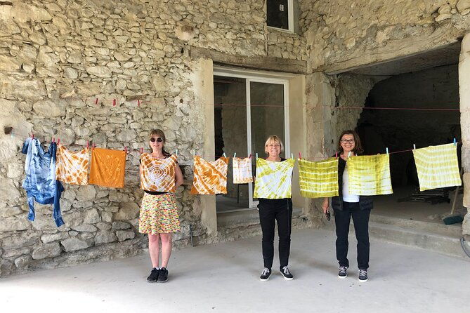 private-introduction-to-plant-color-in-forcalquier-in-provence