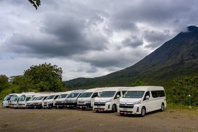 private-one-way-transfer-from-to-la-fortuna-to-tamarindo