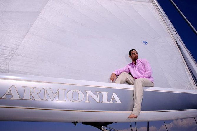 private-photo-session-with-a-local-photographer-in-paros
