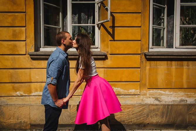 private-photo-session-with-a-local-photographer-in-warsaw